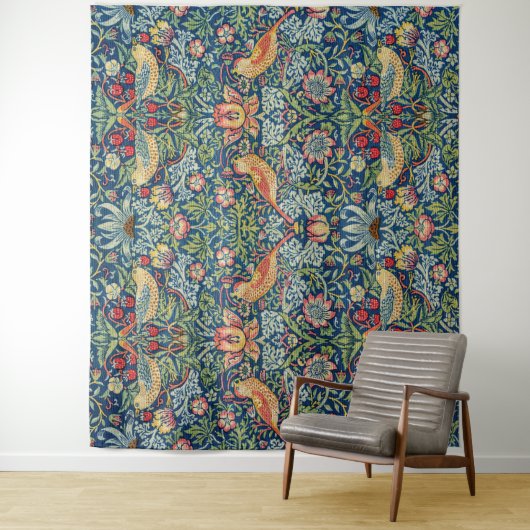 William Morris - Strawberry Thief Wandkleed (In situ)