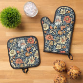 William Morris style floral acanthus pattern Ovenwant & Pannenlap Set (Top down)