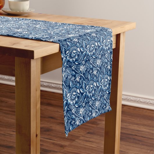 William Morris Sunflower, Dark Blue en White Korte Tafelloper (Voorbeeld)