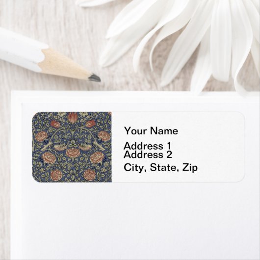 William Morris Tudor Roos Wallpaper Etiket (Insitu)