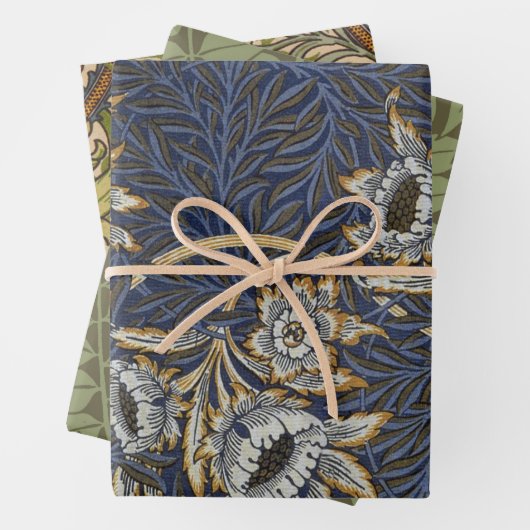 William Morris Tulip Willow Blauw Patroon Inpakpapier Vel (In situ)
