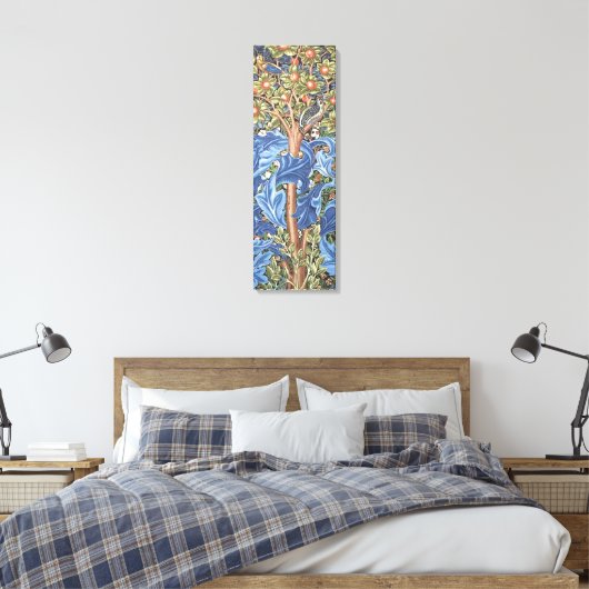 William Morris Woodpecker Tapestry Floral  Canvas Afdruk (Insitu (Slaapkamer))