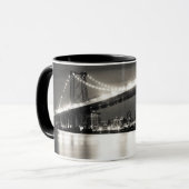 Williamsburg brug in New York City 's nachts Mok (Voorkant links)