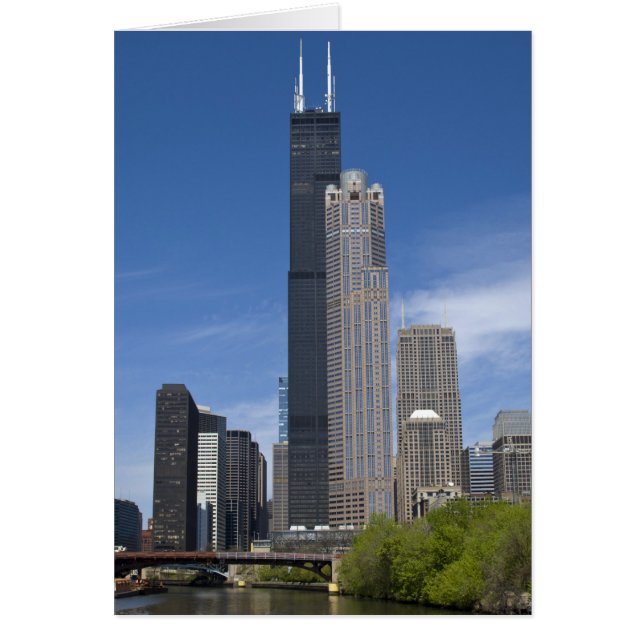 Willis Tower (voorheen de Sears Tower) looms (Voorkant)