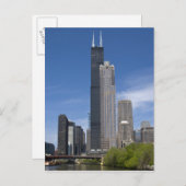 Willis Tower (voorheen de Sears Tower) looms Briefkaart (Voorkant / Achterkant)