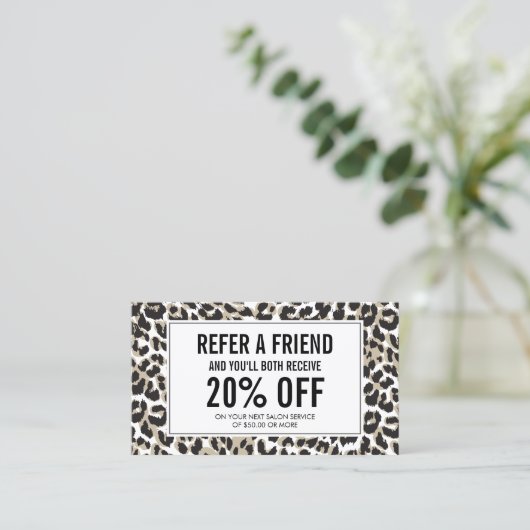 Wimpers met Leopard Print Salon Verwijzing (Staand voorkant)