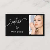 Wimpers Minimaal Zwart Wit Script Foto Visitekaartje (Voorkant)