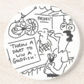 Win een Goldfish Fairground Darts Competition Funn Zandsteen Onderzetter (Voorkant)