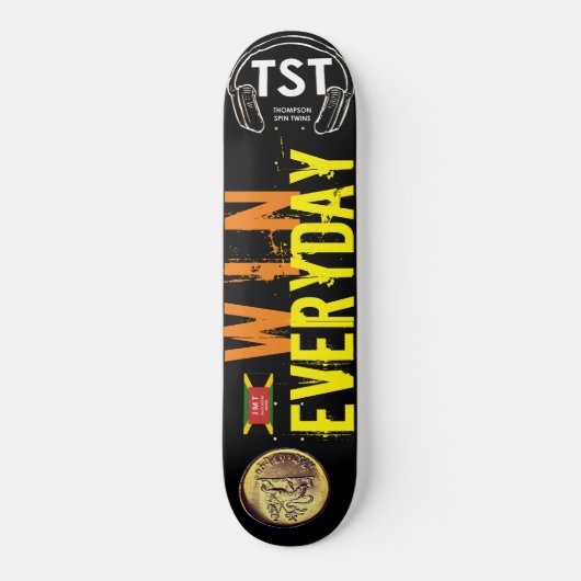 WIN ELKE DAG Skateboard (Voorkant)