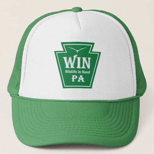 WIN Logo Trucker Hat Pet (Voorkant)