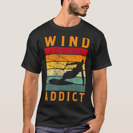 Wind verslaafde Kite Surfen Kiteboard Windsurfen T-shirt (Voorkant)