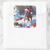 Windhond hardlopen in de sneeuw met kerst Pet Vierkante Sticker (Tas)