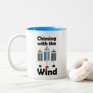 Windklokken die klinken met de wind tweekleurige koffiemok