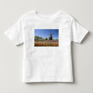 Windmill Island park met tulpen in bloei bij Kinder Shirts