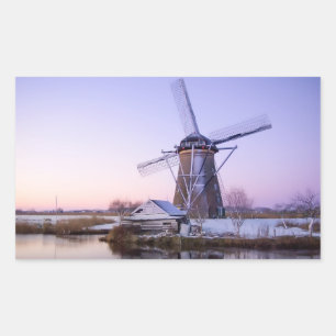 Windmolen bij zonsopgang in de winterrechthoekstic rechthoekige sticker