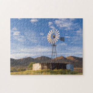 Windmolen En Dam In De Karoo Bij Zonsopgang Legpuzzel