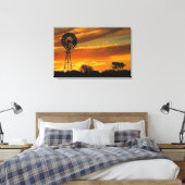 Windmolen en zonsondergang, William Creek, Oodnada Canvas Afdruk (Insitu (Slaapkamer))