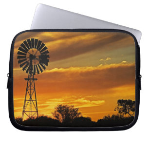 Windmolen en zonsondergang, William Creek, Oodnada Laptop Sleeve