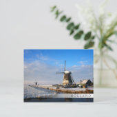 Windmolen in de sneeuw in een nederlands winterlan briefkaart (Staand voorkant)