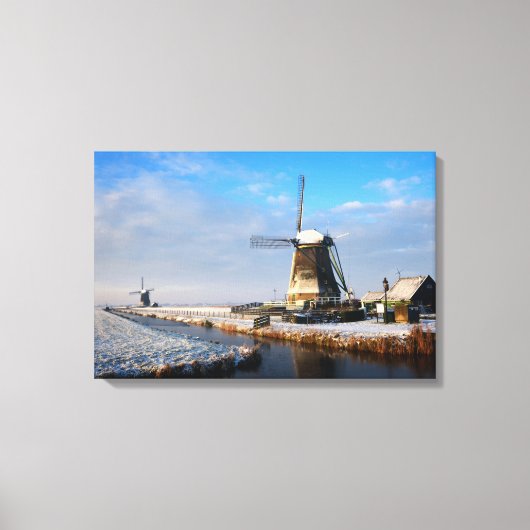 Windmolen in de sneeuw in een nederlands winterlan canvas afdruk (Voorkant)