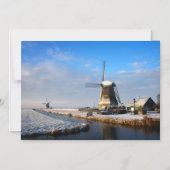 Windmolen in de sneeuw in een nederlands winterlan magnetische uitnodiging (Voorkant)
