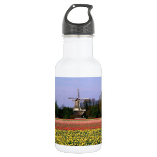 Windmolen in gloeilampen waterfles 