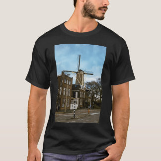 Windmolen in Gouda, Nederland. T-shirt