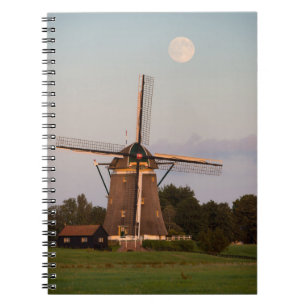 Windmolen onder volle maan notebook notitieboek