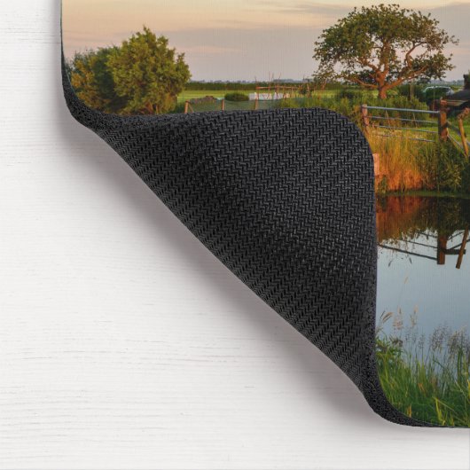 Windmolen op het platteland in Holland mousepad Muismat (Hoek)