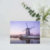 Windmolen tijdens zonsopgang, de winterbriefkaart briefkaart (Staand voorkant)