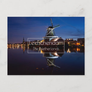 windmolen van Leidschendam met nachtelijke reflect Briefkaart