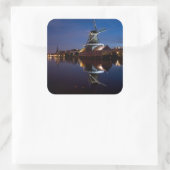 windmolen van Leidschendam met nachtelijke reflect Vierkante Sticker (Tas)