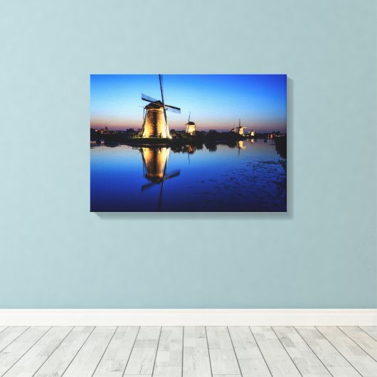 Windmolens bij Blue Hour canvas print (Insitu (Houten vloer))