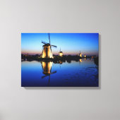 Windmolens bij Blue Hour canvas print (Voorkant)