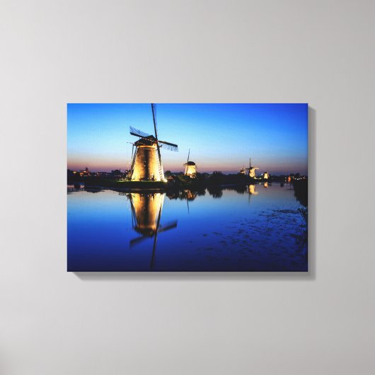 Windmolens bij Blue Hour canvas print (Voorkant)