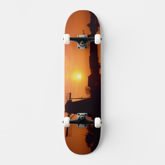 Windmolens bij zonsondergang, Kinderdijk, Nederlan Skateboard (Voorkant)