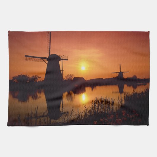 Windmolens bij zonsondergang, Kinderdijk, Nederlan Theedoek (Horizontaal)