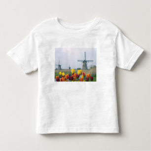 Windmolens en tulpen langs het kanaal kinder shirts