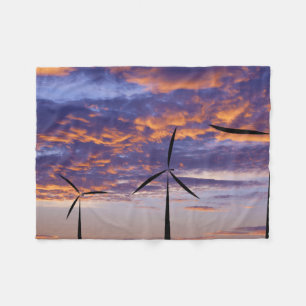 Windmolenturbine op zonsondergang fleece deken
