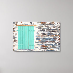 Windows Shutters op een Rustic Rock Wall Canvas Afdruk