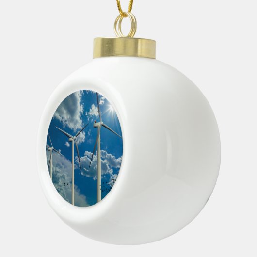 Windturbines Blue Sky Clouds Keramische Bal Ornament (Rechts)