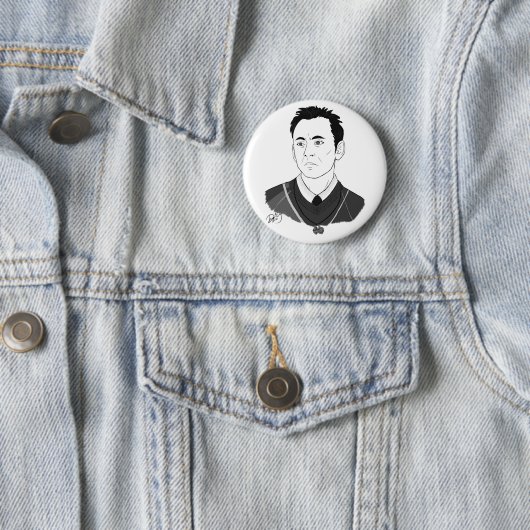 Windy City After Dark Nicholas Bowens Button (In situ)