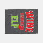 Wine Drinking Elf Christmas Family Matching Group  Fleece Deken (Voorkant (Horizontaal))