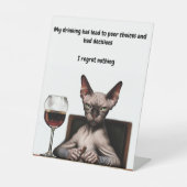 Wine Drinking Sphynx Reclamebord Met Voetstuk (Voorkant)