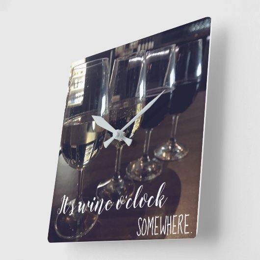 Wine O'Clock ergens anders Vierkante Klok (Hoek)