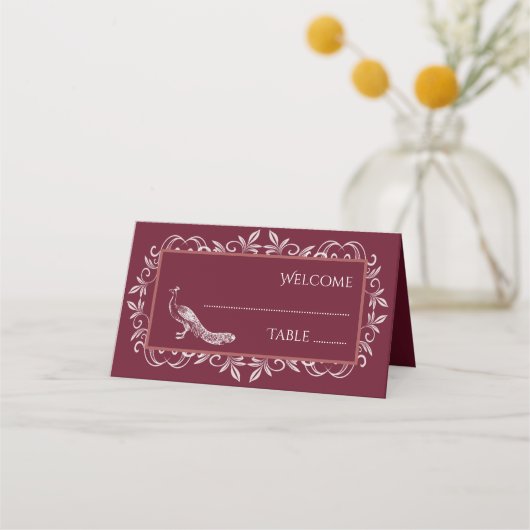 Wine Peacock Flourish Reception Place Card Plaatskaartje (Voorkant)