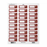 Wine Red Schattige Merry Christmas Chili Blank Adr Etiket<br><div class="desc">Kruid je adresetiketten op met dit schattige chili stripfiguurtje dat uitkoelt tussen een korte kerstboom, wat ingepakte cadeaus en een parasol. Mijn vrije hand kleur potlood tekening zit rechts van een lange horizontale, blanco, ronde-randen, grijs-ingelijst vak waarin om te printen of schrijven van uw postadres. De achtergrond is een feestelijke,...</div>