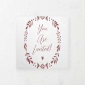 Winery Deep Burgundy Red Floral Wreath Wedding Drieluik Uitnodiging (Cover)