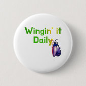 Wingin It Dagelijkse Grappige Bug Humor Ronde Button 5,7 Cm (Voorkant)