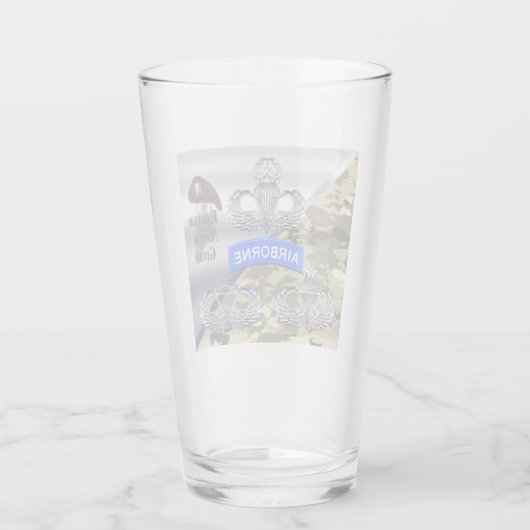 Wings in de lucht - verdiend nooit glas (Achterkant)